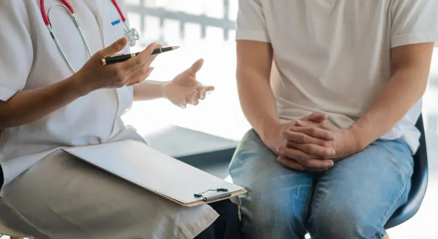 NFZ Gdańsk: Rehabilitacja bez kolejek? Sprawdź, jak to możliwe!