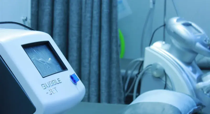 Laseroterapia: jak światło leczy ból? Mechanizm i efekty