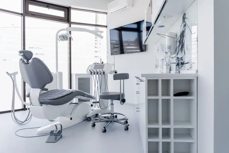 dentysta gabinet stomatologiczny pieniądze