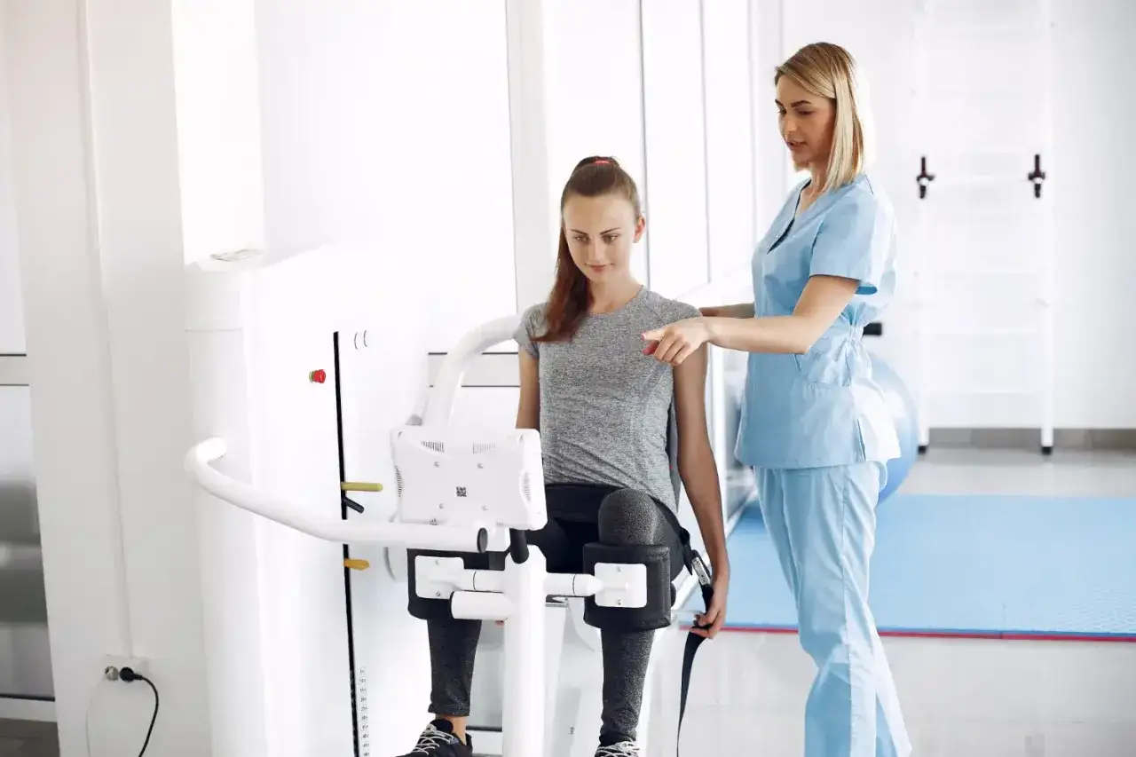 rodzaje rehabilitacji fizjoterapia ambulatoryjna domowa oddział dzienny